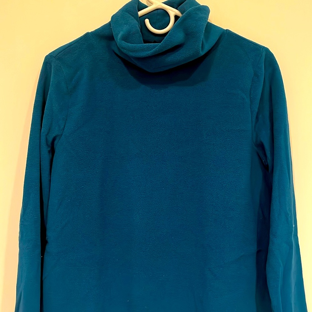 Teal winter sweater 100% polyester